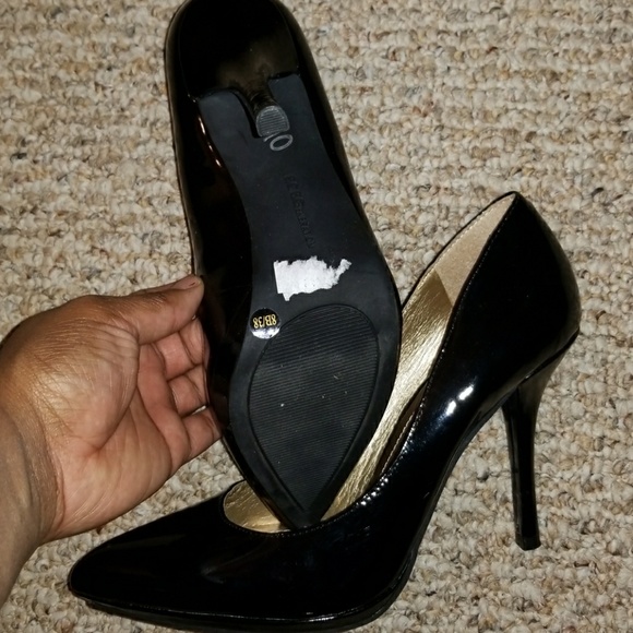 Pumps - Picture 3 of 4